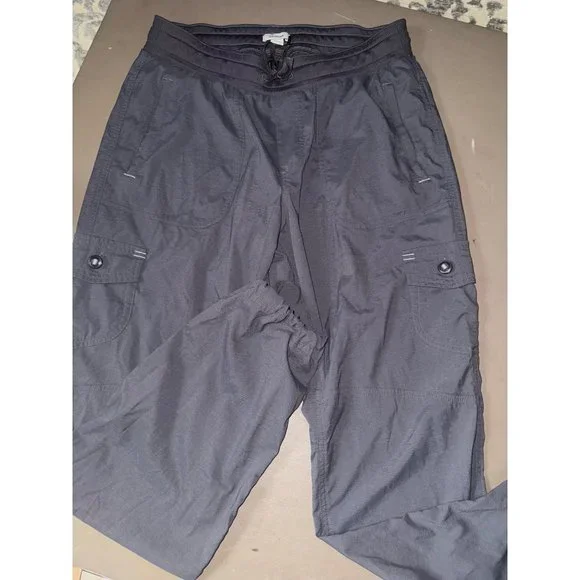 LL Bean, men’s‎ gray cargo, hiking pants size medium lightweight - Picture 2 of 10